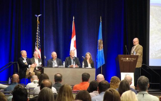 Panel discussion at the Mule Deer Foundation event in Oklahoma City.