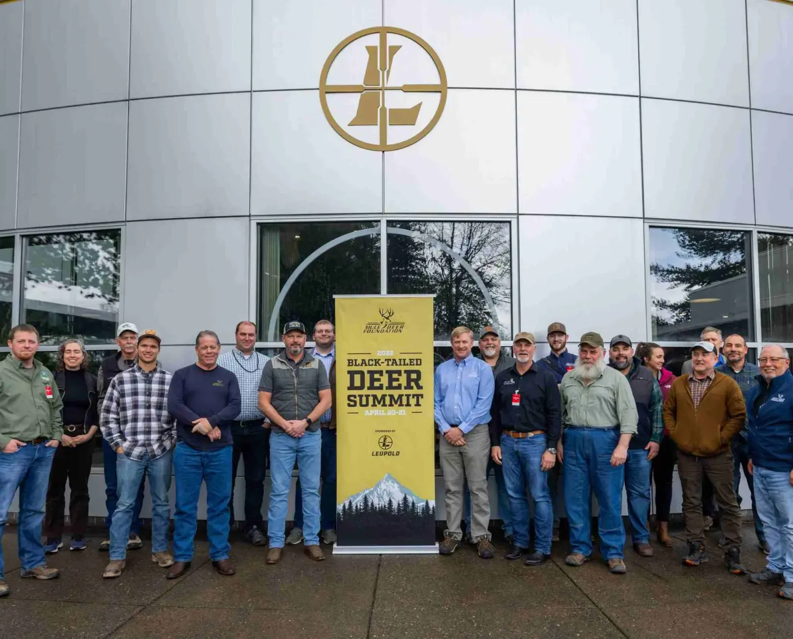 Group photo from the 2022 Black-Tailed Deer Summit event.